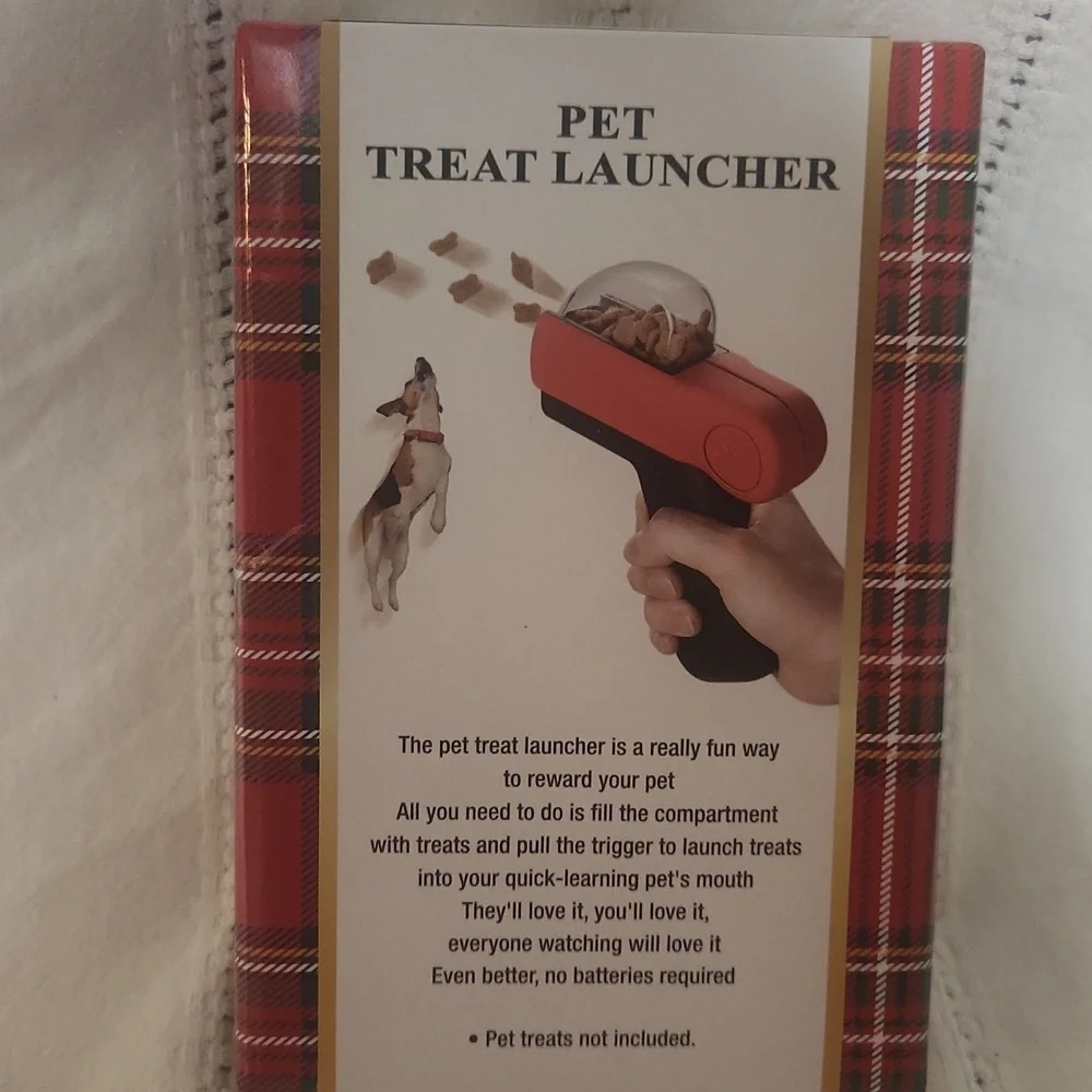 Pet Treat Launcher